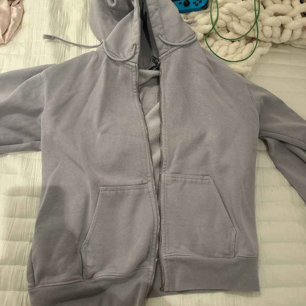 Brandy Melville Chrissy Hoodie